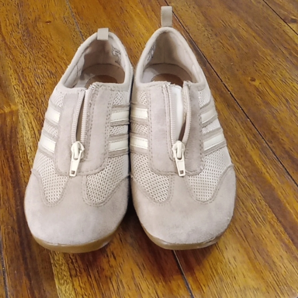 Athletic sneakers